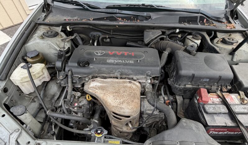
								Used 2004 Toyota Camry full									