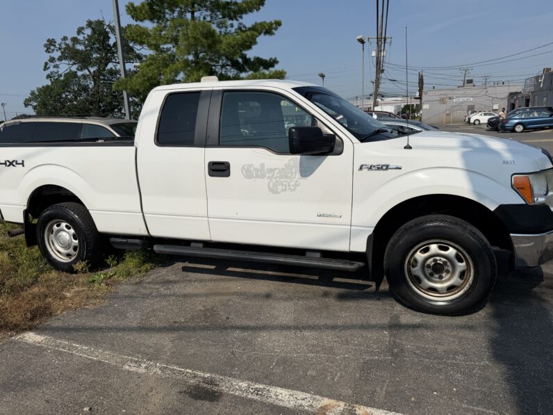 
								2014 Ford F150 Super Cab XL Pickup full									