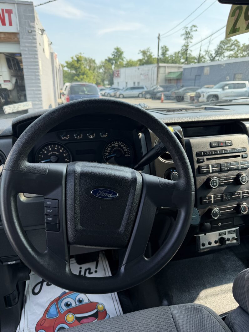 
								2014 Ford F150 Super Cab XL Pickup full									