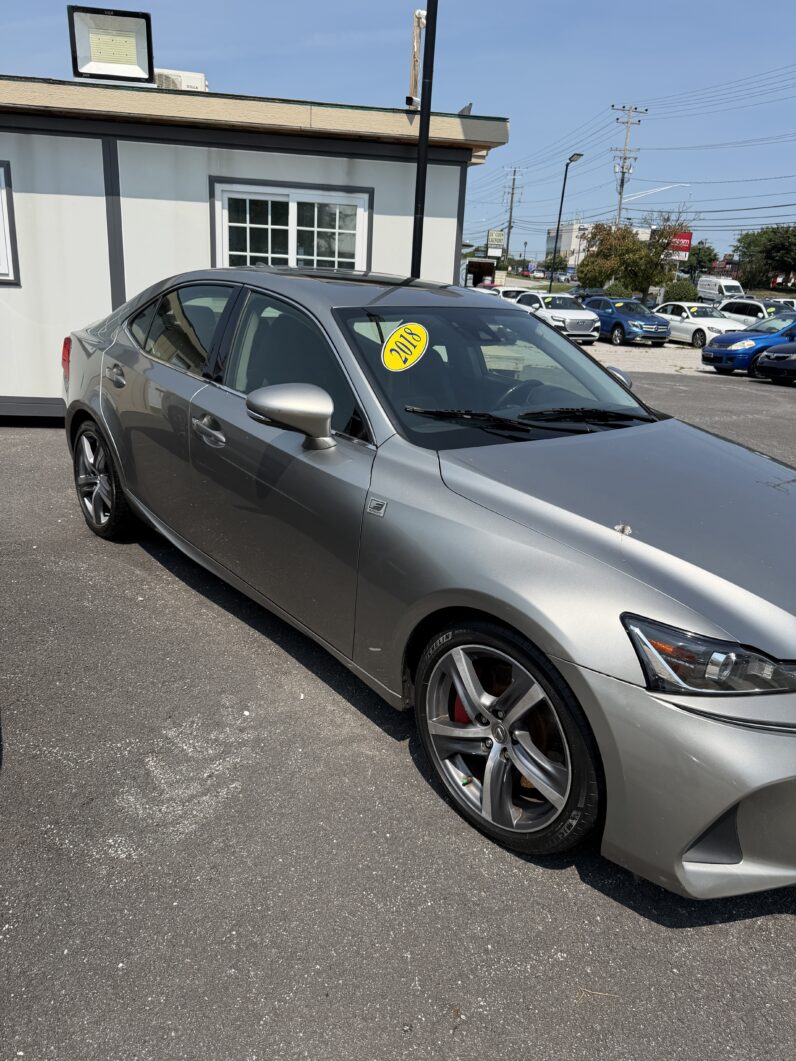 
								2018 Lexus IS IS 300 full									