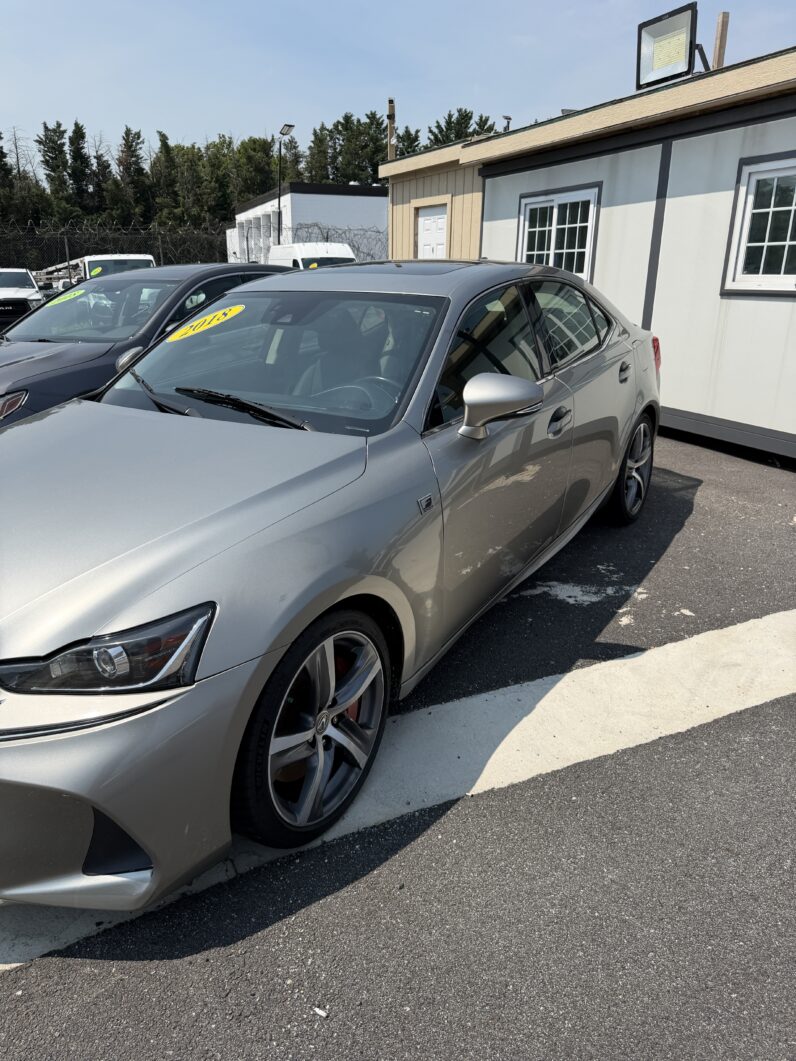 
								2018 Lexus IS IS 300 full									