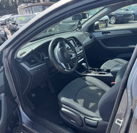 
								Used 2018 Hyundai Sonata full									