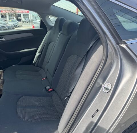 
								Used 2018 Hyundai Sonata full									