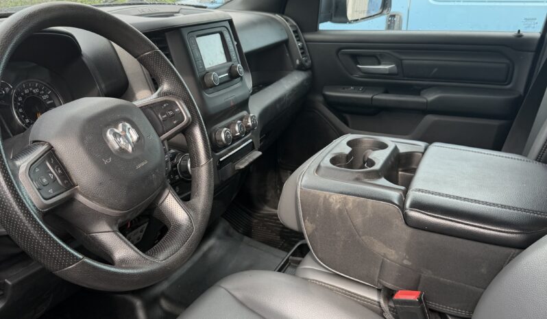 
								2022 Ram 1500 Quad Cab Tradesman full									