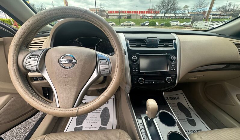 
								Used 2014 Nissan Altima full									