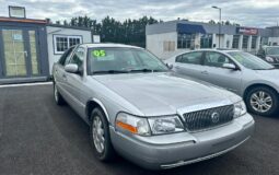 Used 2005 Mercury Grand Marquis