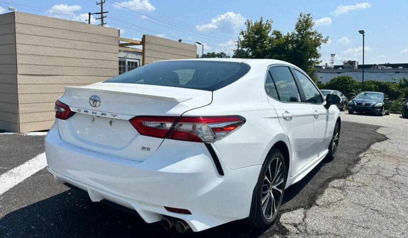 
								Used 2018 Toyota Camry full									