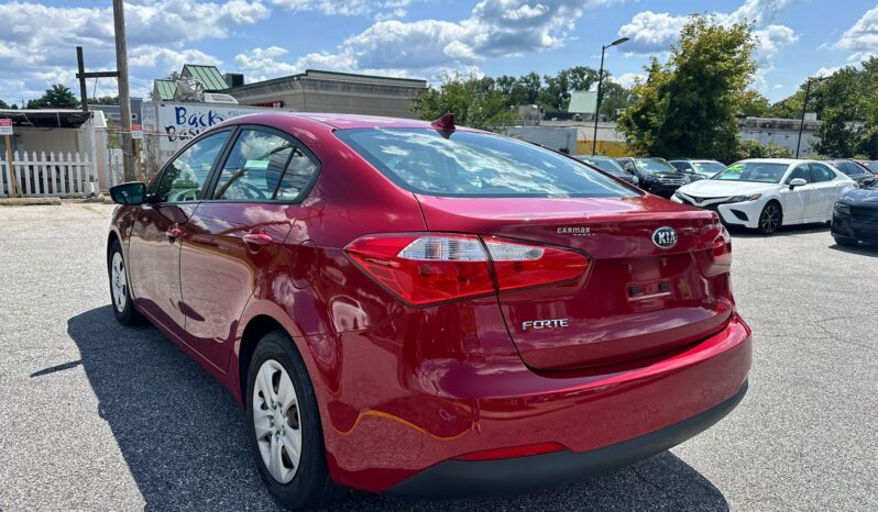 
								Used 2015 Kia Forte full									