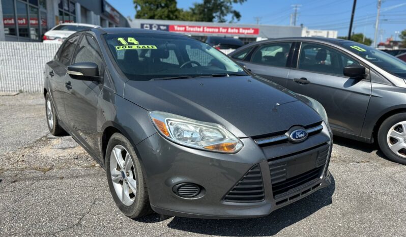 
								Used 2014 Ford Focus full									