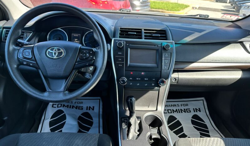 
								Used 2016 Toyota Camry full									