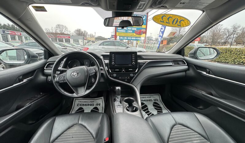 
								Used 2022 Toyota Camry full									