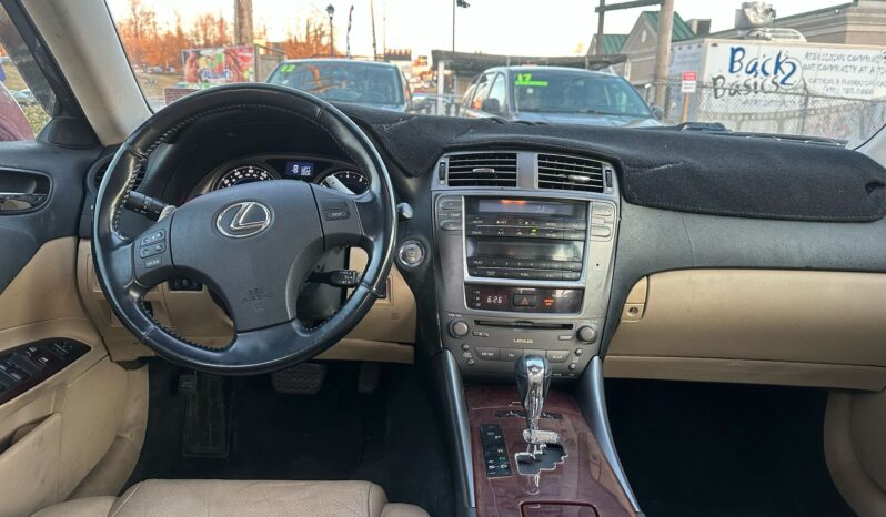 
								Used 2008 Lexus IS full									