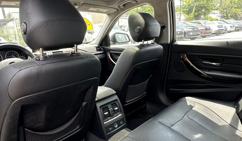 
								Used 2015 BMW 3 Series full									