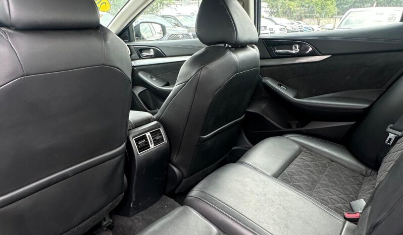 
								Used 2016 Nissan Maxima full									