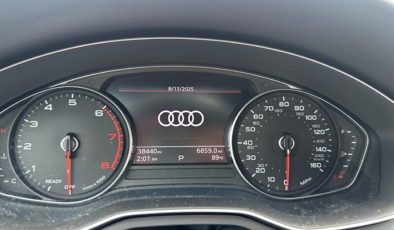 
								Used 2022 Audi A4 full									