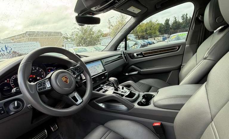 
								Used 2019 Porsche Cayenne full									